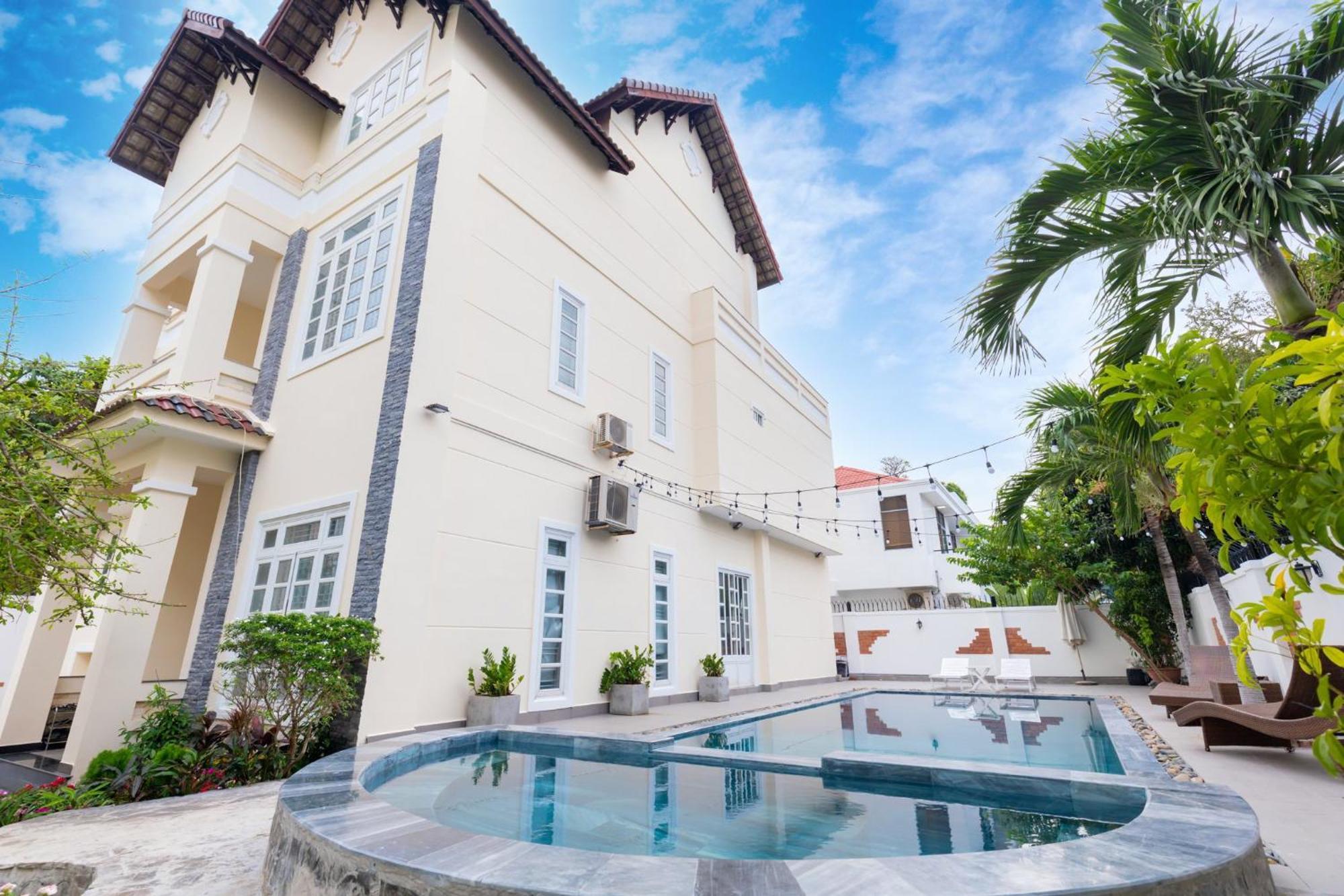 Palm Villa Near Beach 6 Vung Tau Exteriör bild